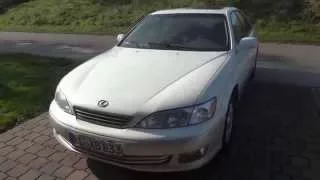 2001 Lexus ES300 Review