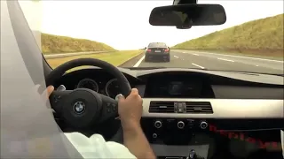BMW M5 V10 a 325 km/h in autostrada che sfida Lamborghini, Audi e altre supercar