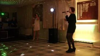 Survivor / I will Survive ( Glee/Destiny's Child/ Gloria Gaynor - cover by Alice and Becky)