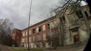 Crazy Abandoned Highschool St. Louis Wellston, Part 2. Urbex Abandoned since 1962