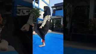 Pingsan saat menari