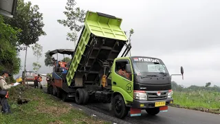 Asphalt Paving Road with Finisher,Tandem Roller,Tire Roller & Dump Truck