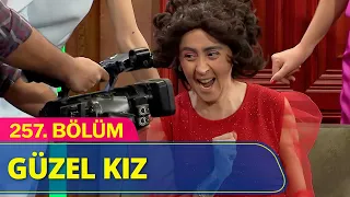 Güzel Kız - Güldür Güldür Show 257.Bölüm