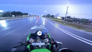 Its 2 am I can’t sleep, come ride with me (INSANE LIGHTNING STORM)