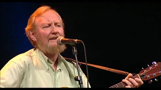 The Black Velvet Band - The Dubliners | 40 Years Reunion: Live from The Gaiety (2003)