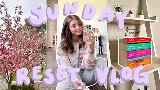 sunday reset vlog 🌸🧼 spring cleaning, filming videos, finishing ACOMAF, working out, makeup routine