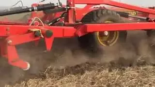 Запуск в работу комбинированного агрегата для обработки почвы Vaderstad TopDown 400