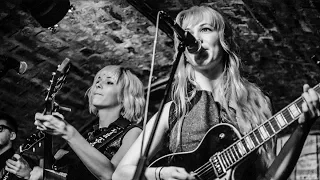 One More Time - MonaLisa Twins (Live at the Cavern Club)