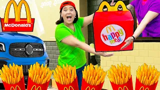 MCDONALDS DRIVE THRU | MUKBANG ASMR HAPPY MEAL, BIG MAC, CHICKEN SANDWICH, CHICKEN NUGGET BY SWEEDEE