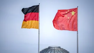 Regierung drängt Firmen zu Risikoabbau im China-Geschäft