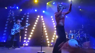 @max Live - Love Me Less (San Francisco, The Fillmore, October 29, 2022)