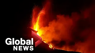 La Palma volcano: Lava from volcano reaches ocean, raising toxic gas fears | FULL