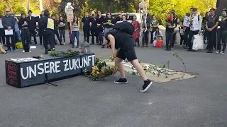 Auszug aus der #XR-Trauerfeier am Karfreitag in Wien - 19.04.2019
