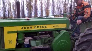 Starting John Deere 70 Diesel.