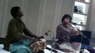 Vaishnava Janato Bhajan, Pt.Rakesh Chaurasia Flute & Chandrajith Tabla, p5