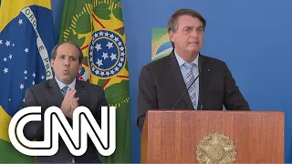 Bolsonaro muda o tom e sanciona medida que facilita compra de vacinas | VISÃO CNN