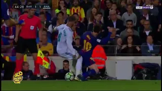 Look at what Lionel Messi did to Sergio Ramos after he fouled Suarez ▶ RMA VS FCB 1-1 06/05/2017