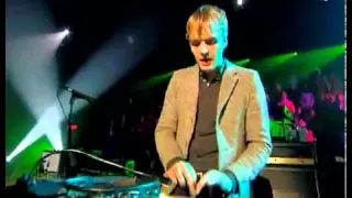 Franz Ferdinand - Do You Want To (Live)