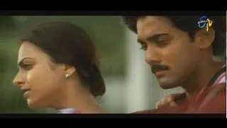 Nuvve Kavali Movie Songs - Kallaloki Kallu Petti Chudavenduku -  Tarun,Richa,Sai Kiran