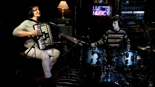 Astor Piazzolla - Libertango (accordion and drums duo)