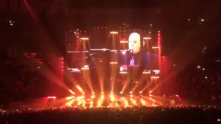 Billy Joel @ MSG 12/17/15 - "Jingle Bells" into "My Life"