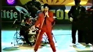 Shakin Stevens You Shake Me Up  live