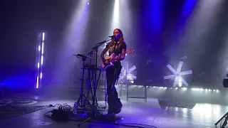 The Walls Are Way Too Thin - Holly Humberstone (Live at O2 Shepherds Bush) [4K]