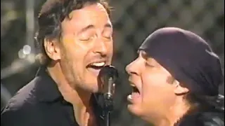 The Rising - Bruce Springsteen (live at Asbury Park Convention Hall 2002)