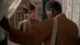 DS9 Ezri's first appearance (Image in the Sand)