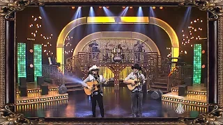 MAYCK E LYAN DANDO SHOW EM SELEÇÃO DE PAGODES NO APARECIDA SERTANEJA!!