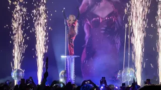[LA night 2] Beyoncé DRUNK IN LOVE DUBAI rendition live from Renaissance World Tour