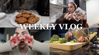 weekly vlog! shopping, cooking + nails