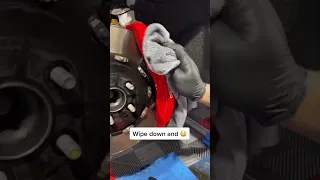 How to clean your brake calipers like a boss 😎