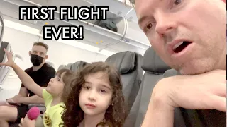 FIRST TIME ON A PLANE! - NYC Travel Vlog Day 1