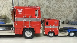 Freightliner FLA'1986 Optimus Prime. Jada 1-32 & 1-24