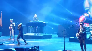 Journey - Separate Ways (Worlds Apart) - 6/15/2018 Newark NJ Prudential center