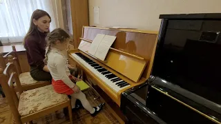 Открытый Урок "Применение технологии игрового обучения учащимися младших классов фортепианно"