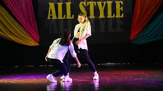 SINTONIA DANCE | MI GENTE (J Balvin)-Duo Amanda e Laura- Festival de Dança All Style 💃🏻💃🏻💕✨