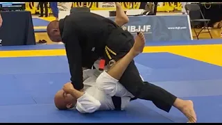 Master 3 Black Belt Puts Opponent To Sleep With A Choke From Inside The Guard At Austin Open