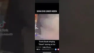 Travis Scott Singing DEAD while the bodies get passed around || Travis Scott Astroworld #travisscott