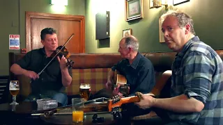 Fast Scottish fiddle performance by Paul Anderson and friends at Deeside Inn, Ballater, 2018