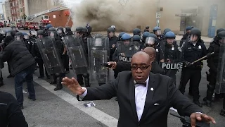 Массовые беспорядки в Балтиморе, США Riots in Baltimore, United States