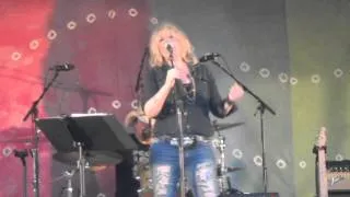 Lucinda Williams Keep On Rockin In The Free World Neil Young 6-22-14 Clearwater Festival NY