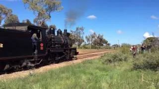 Pichi Richi Rail Fan Weekend 2014: NM25 Light Engine departing Woolshed Flat