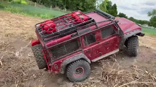 Traxxas Land Rover Defender and Amewi climbing