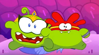 Historias de Om Nom | Super-Noms: ¡Achú! | Dibujos Animados Para Niños