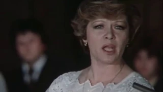 Алиса Фрейндлих - Глядя на луч пурпурного заката (Забыли вы...)  (1980)