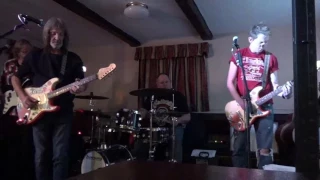 Steve Milton's Blues Disciples - The Thrill is Gone (BB King Cover) at Masons Arms Feb 2017