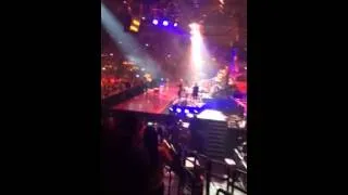 Romeo Santos  solo Por un beso concert 2014