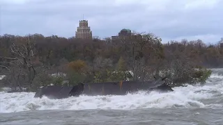 Historic barge stuck above Niagara Falls shifts